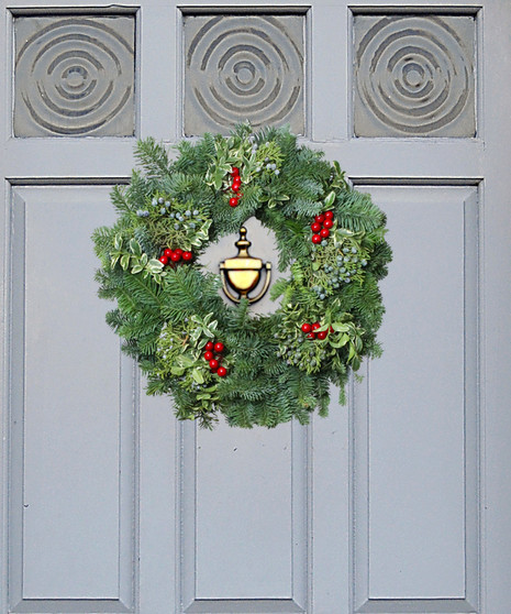 Berried Candlering Evergreen Wreath